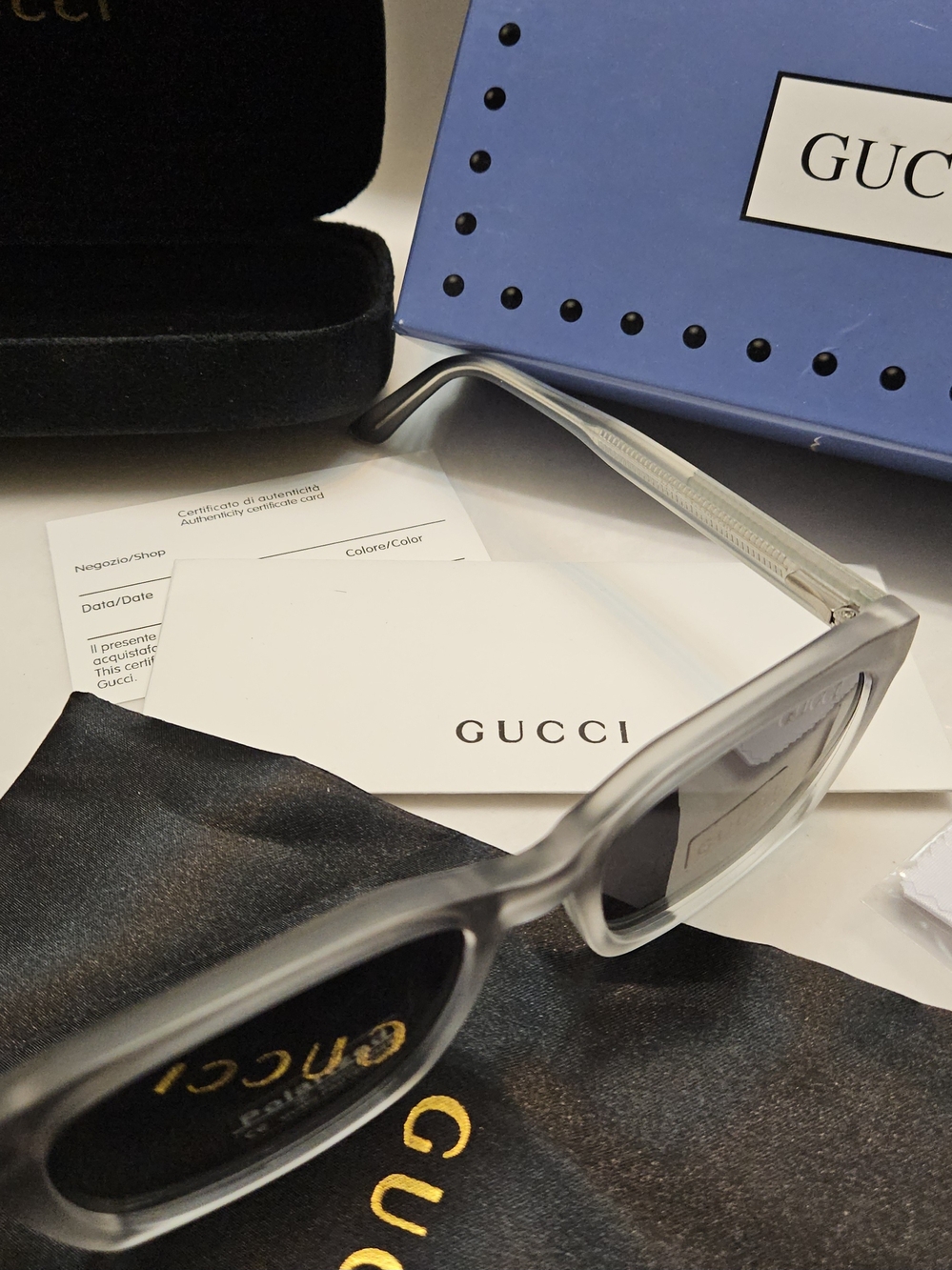 Gucci Unisex Polarized Sunglasses in Frosted Gray - Picture 5 of 8